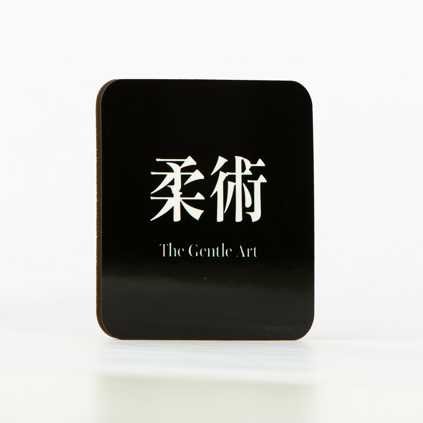 Rei Coaster White on Black